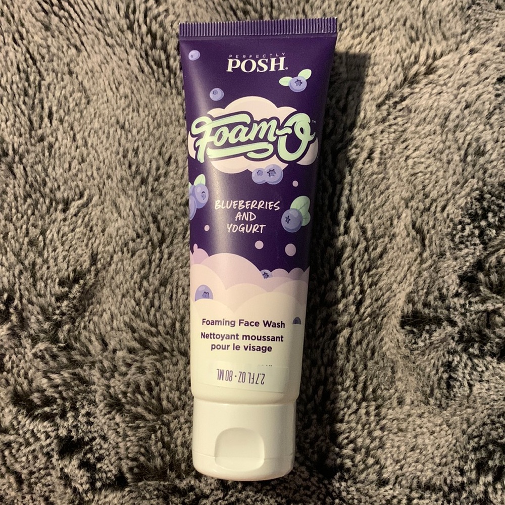 Foam-O Foaming Face Wash Perfectly Posh